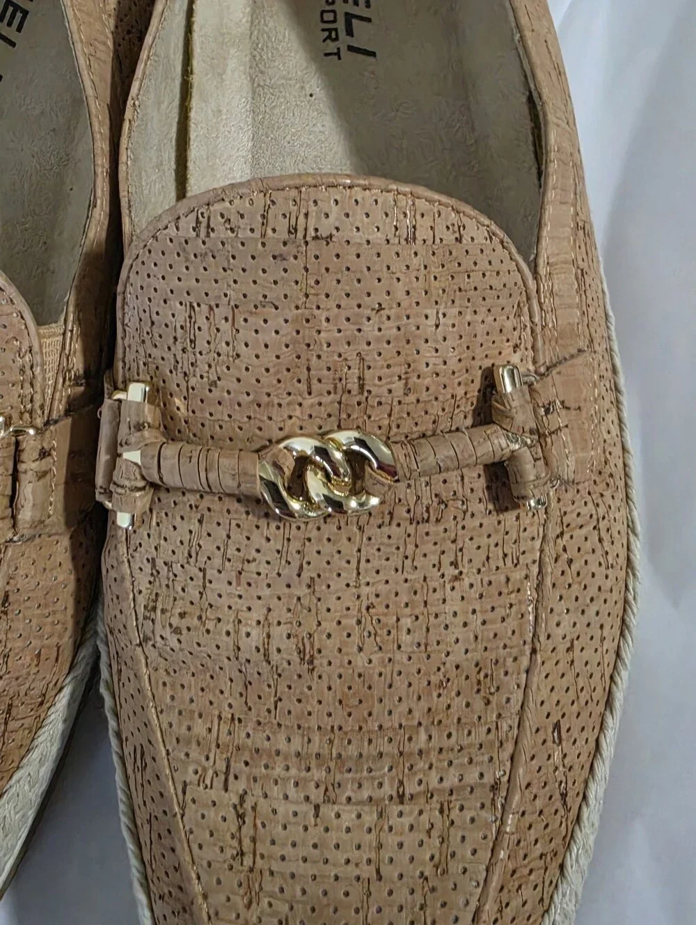 Vaneli Quarzi Bit Luxury Perforated Cork Slip On Loafers Beige Size 9 Women's